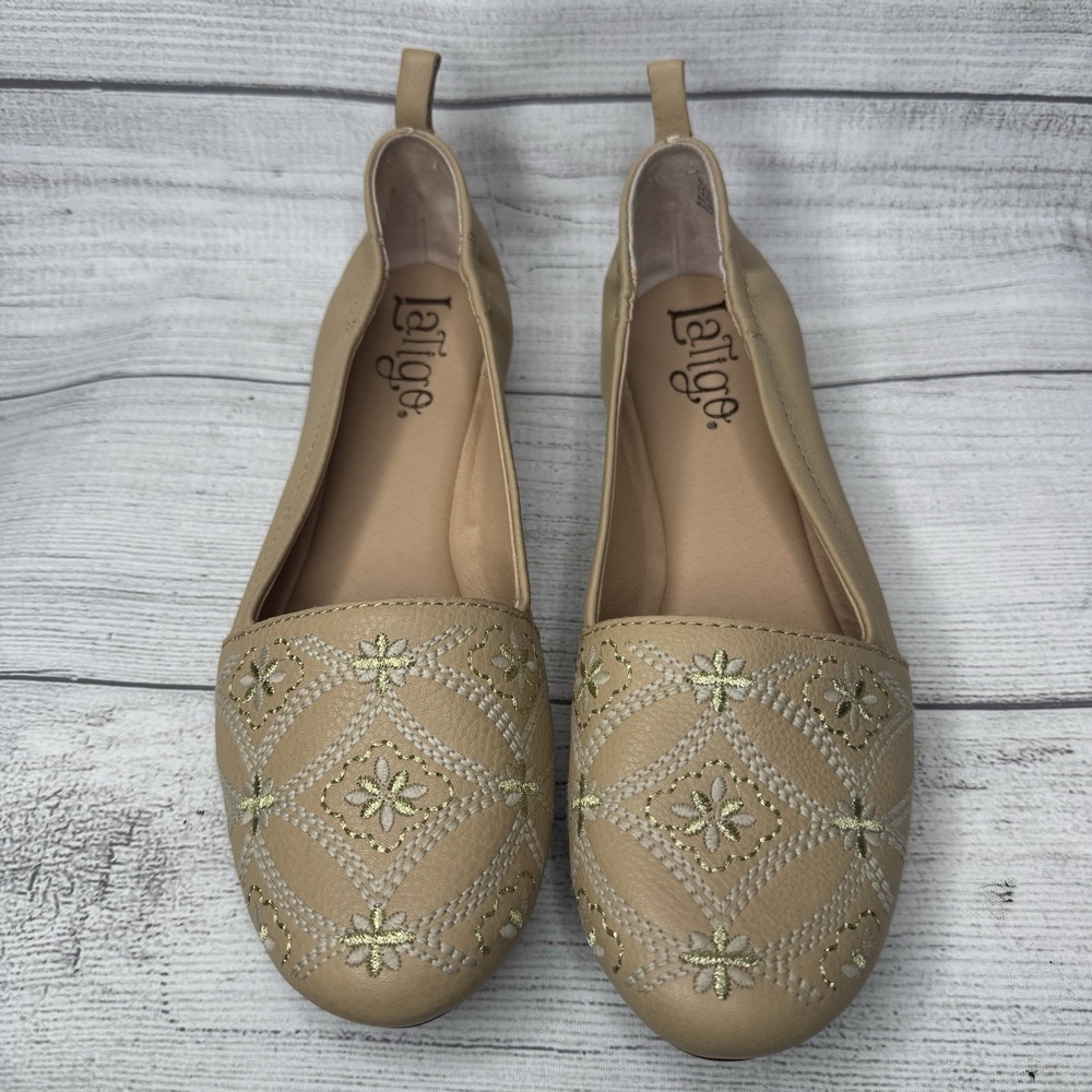 Latigo Tan Leather Gold‎ Embroidered Globe Flats Size 8